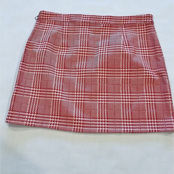 Forever 21 Skirt Women's Size 30 (L)  Red Striped Geometric Zip - Picture 2 of 4